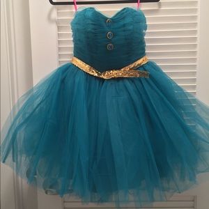 Betsy Johnson Fun Dress! New!